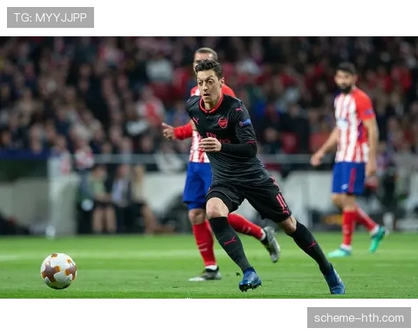 西蒙尼锻造铁血更衣室文化：团队团结与战斗精神的完美融合